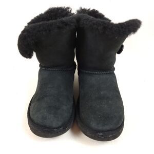 UGG Girls Bailey Button II Mini Boots Black Sheepskin Youth Size 2 #05006076